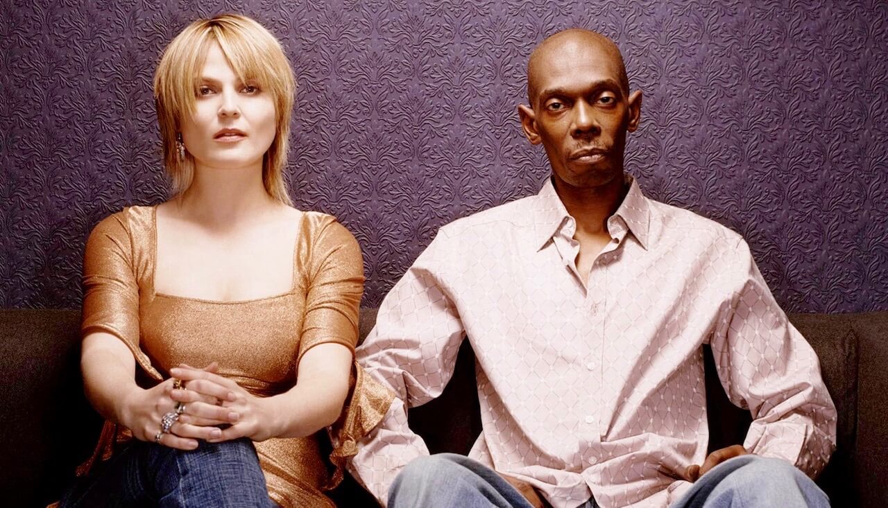 Welcome to the 90's mit Faithless